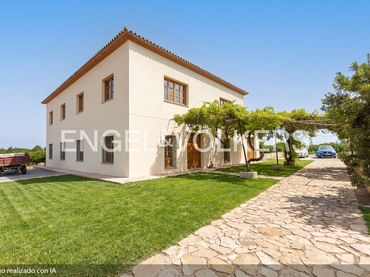 Casa amb jardí en venda a La Xara - La Sella
