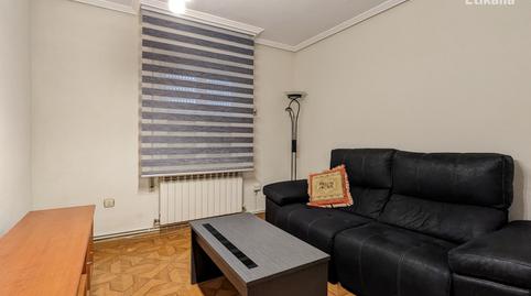 Photo 3 of Flat to rent in Vitoria-gasteiz - Paseo Zumaquera, Adurtza, Vitoria - Gasteiz