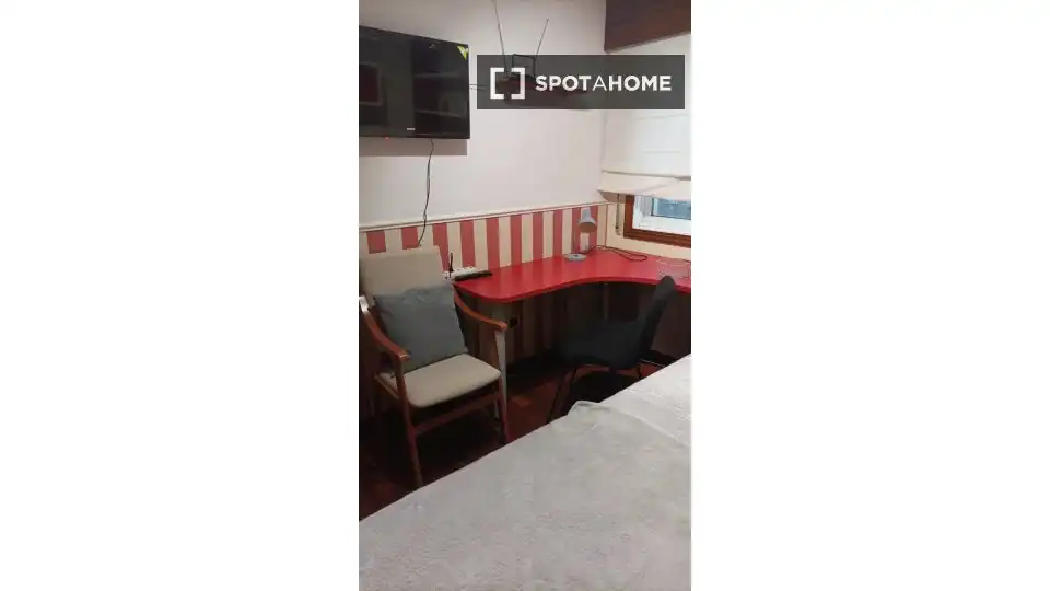 Room in Lavadores
