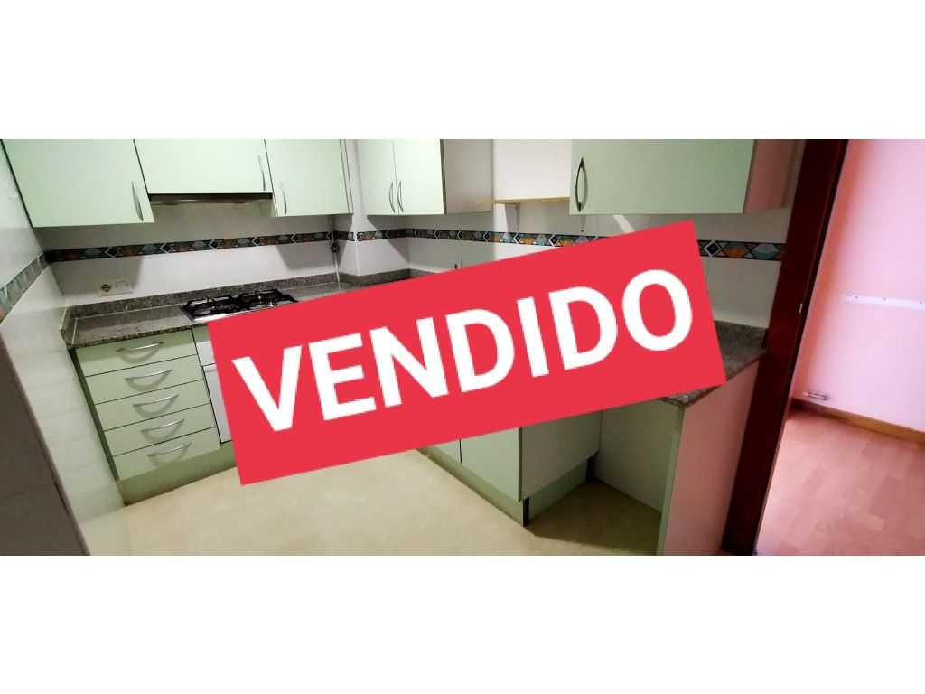 Kitchen of Flat for sale in Salt