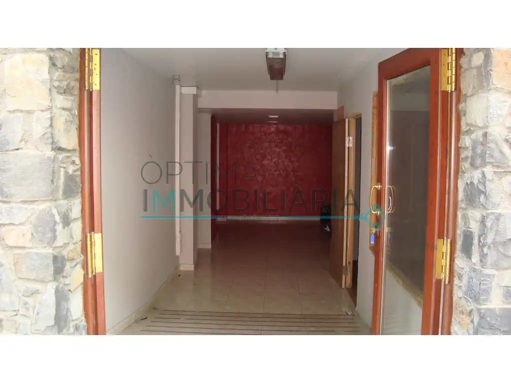 Business premises to rent in Av. de la Bartra, 10, imagen 3