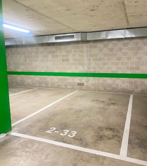 Foto 2 von Garage zur Miete in Passatge Pare Claret, 24, Montgat, Barcelona