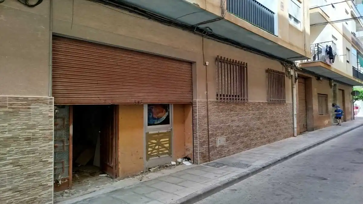 Local en venta en Elda