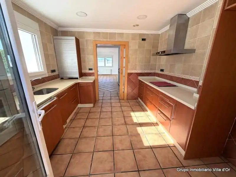 Küche von Haus oder Chalet zum Verkauf in Dénia mit Klimaanlage, Heizung und Privatgarten