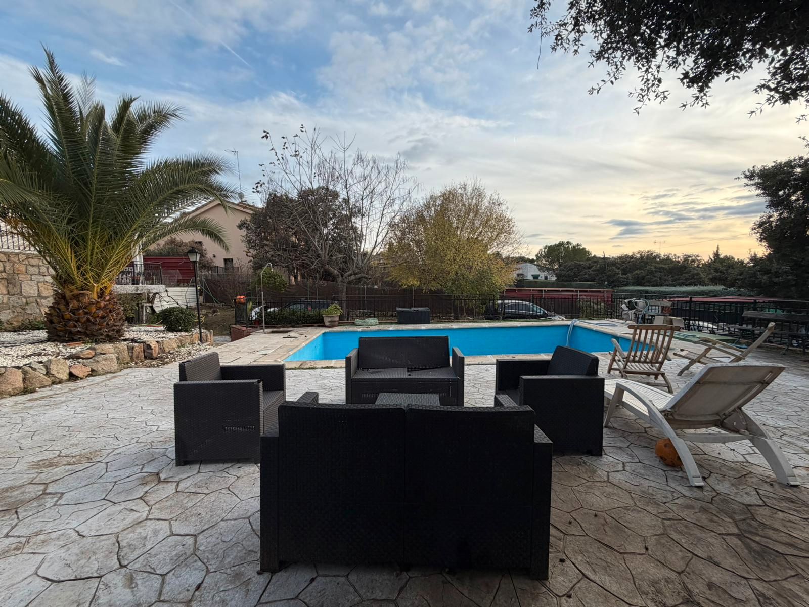 Swimming pool of House or chalet for sale in Valdemorillo  with Air Conditioner, Heating and Private garden