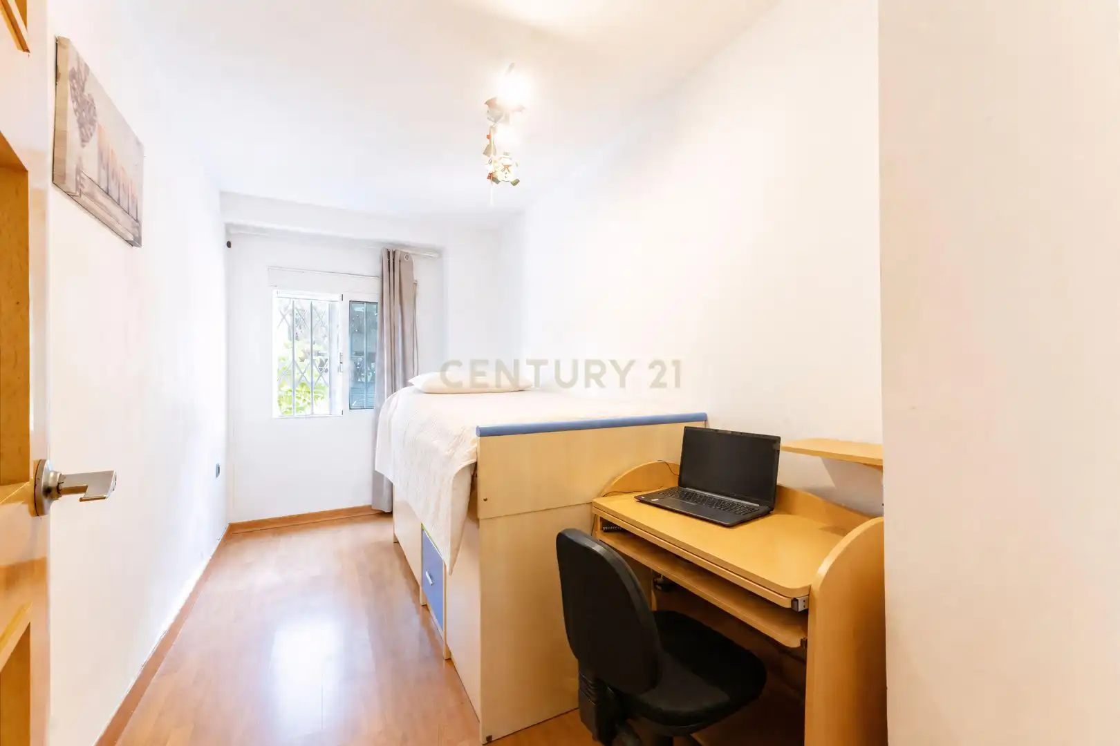 Schlafzimmer von Erdgeschoss zum Verkauf in Valencia
