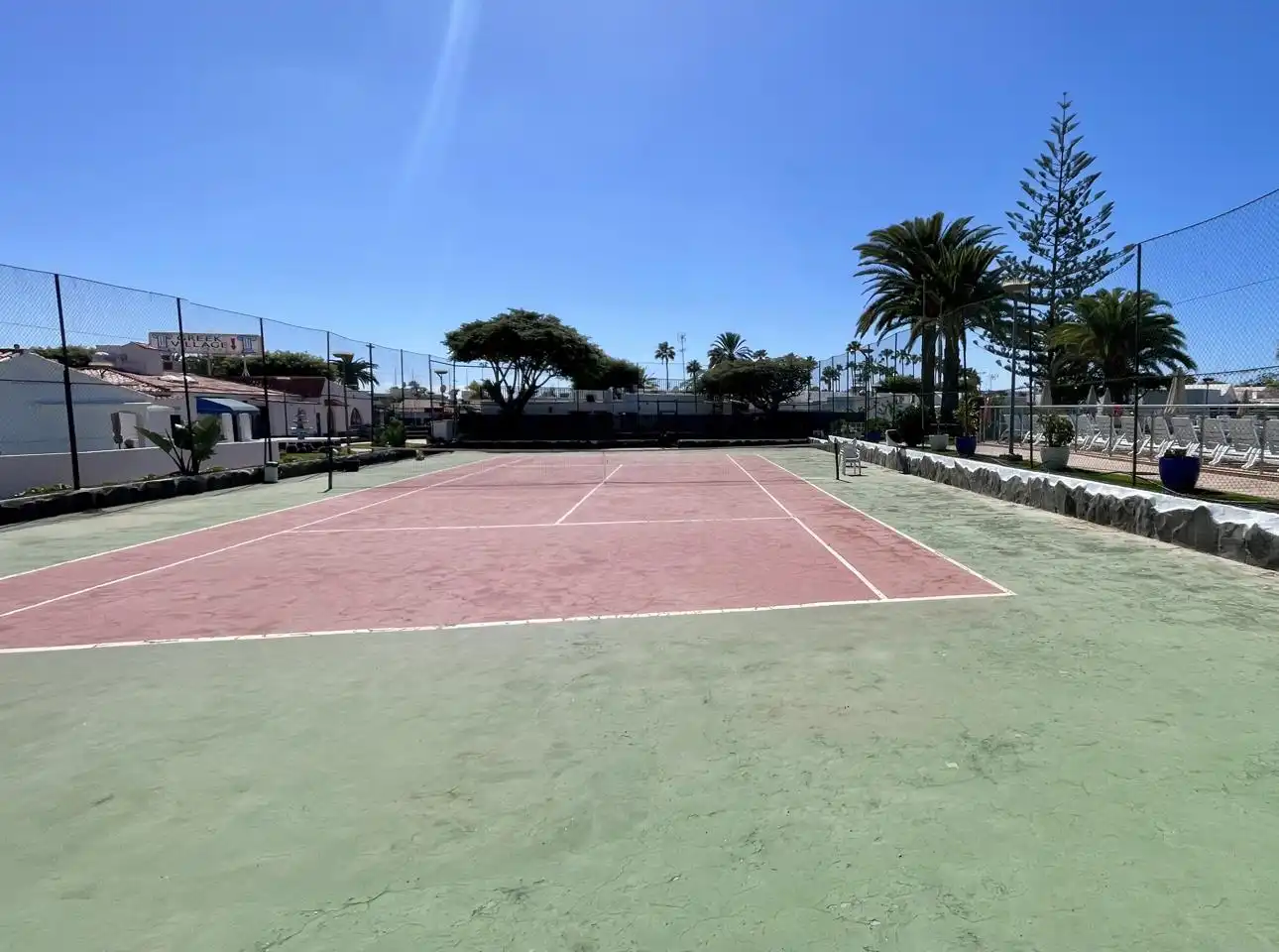 Vista exterior de Casa o xalet de lloguer en San Bartolomé de Tirajana amb Aire condicionat, Calefacció i Jardí privat