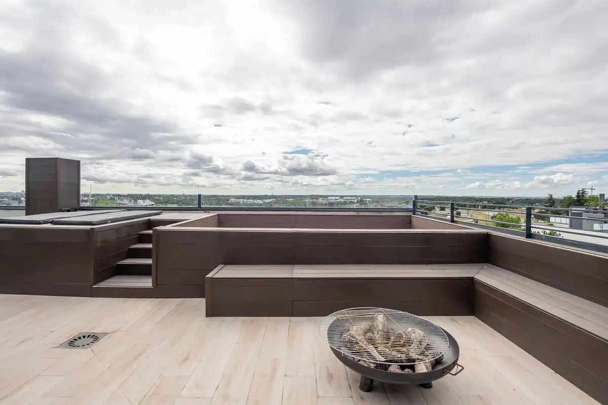 Terrasse von Dachboden zum Verkauf in Majadahonda mit Klimaanlage, Heizung und Privatgarten