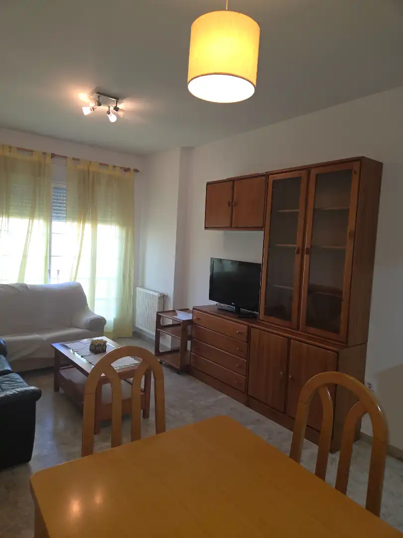 Sala de estar de Piso de alquiler en Badajoz con Aire acondicionado, Calefacción y Jardín privado