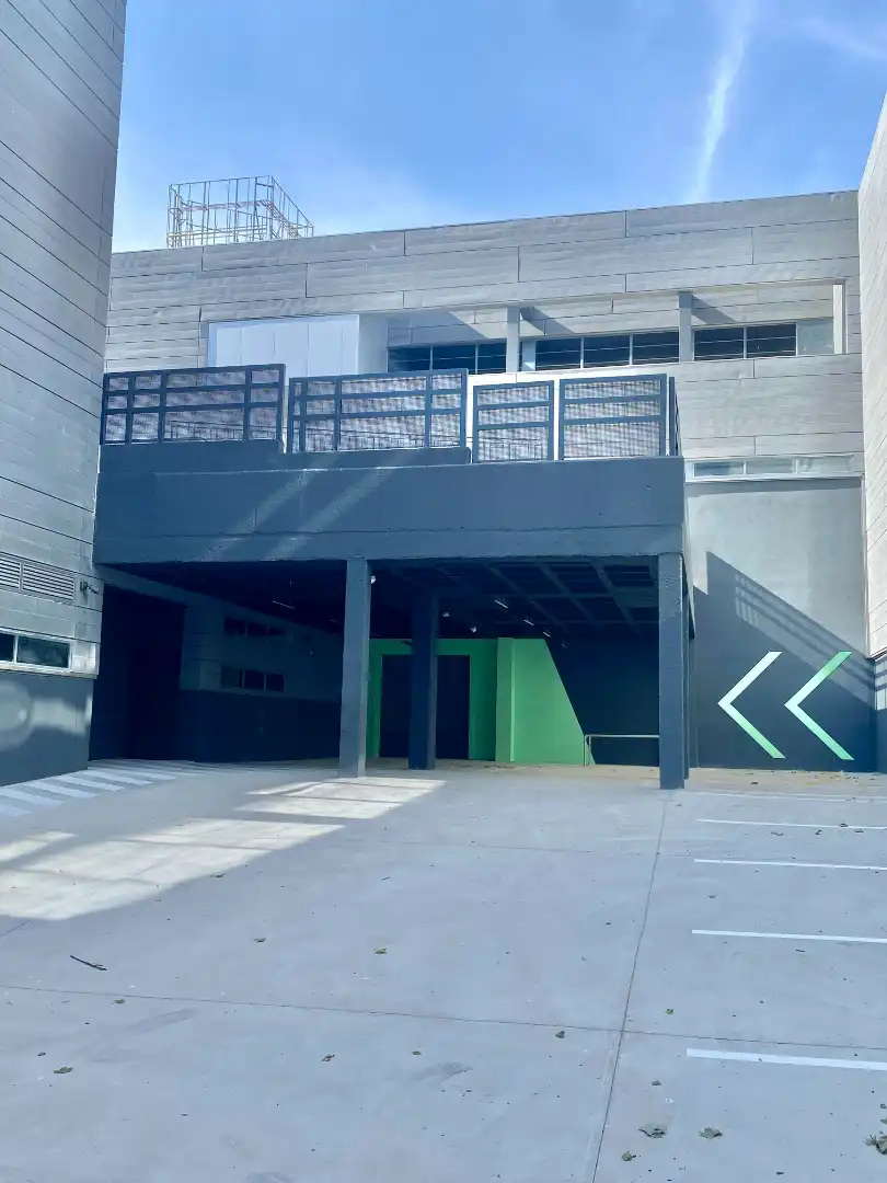 Vista exterior de Traster de lloguer en Fuente del Fresno amb Alarma