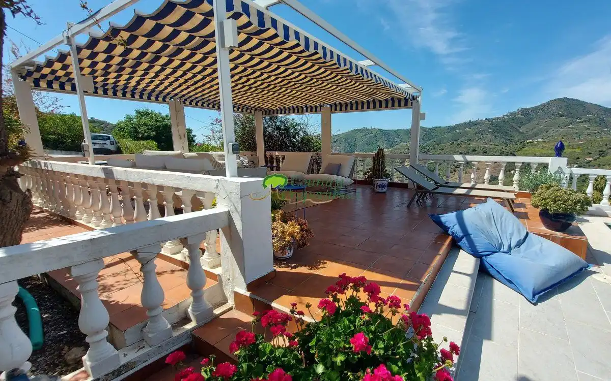Terraza de Finca rústica en venta en Torrox con Aire acondicionado, Calefacción y Jardín privado