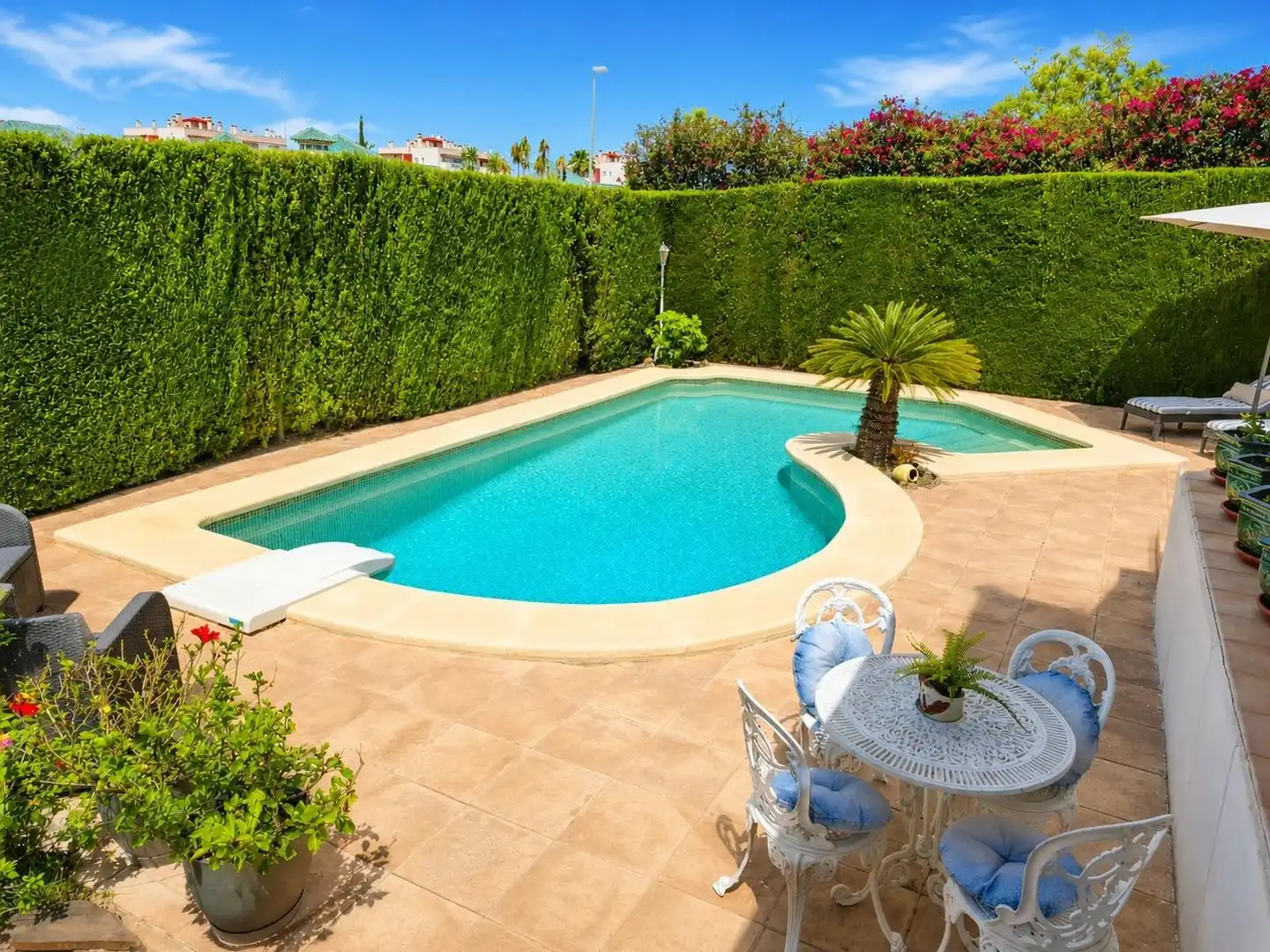 Detached house with pool for sale in Los Arenales del Sol, imagen 9