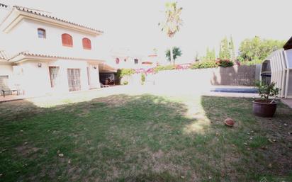 Jardí de Casa o xalet en venda en Jerez de la Frontera amb Aire condicionat i Piscina