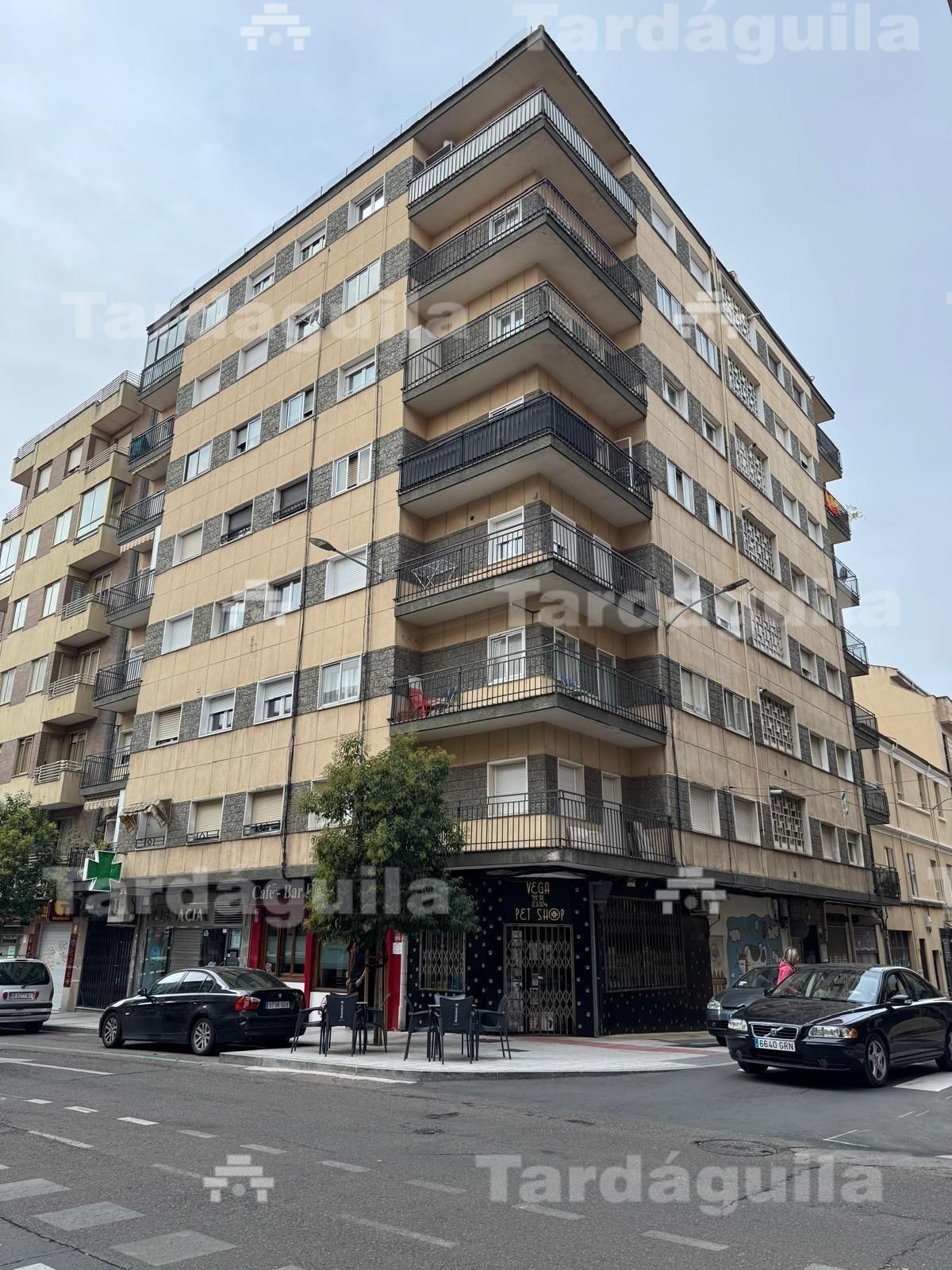 Exterior view of Flat for sale in Salamanca Capital  with Heating