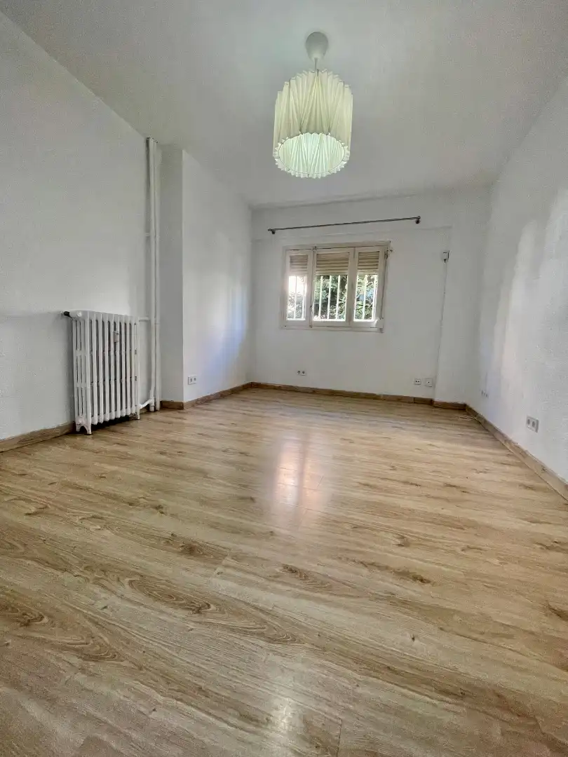 Bedroom of Flat for sale in Madrid  with Heating