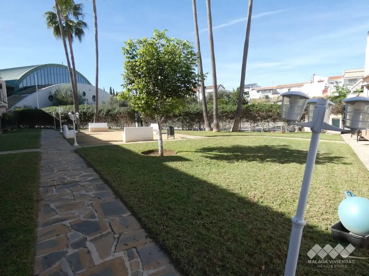 Garten von Einfamilien-Reihenhaus zum Verkauf in Alhaurín de la Torre mit Klimaanlage, Terrasse und Abstellraum