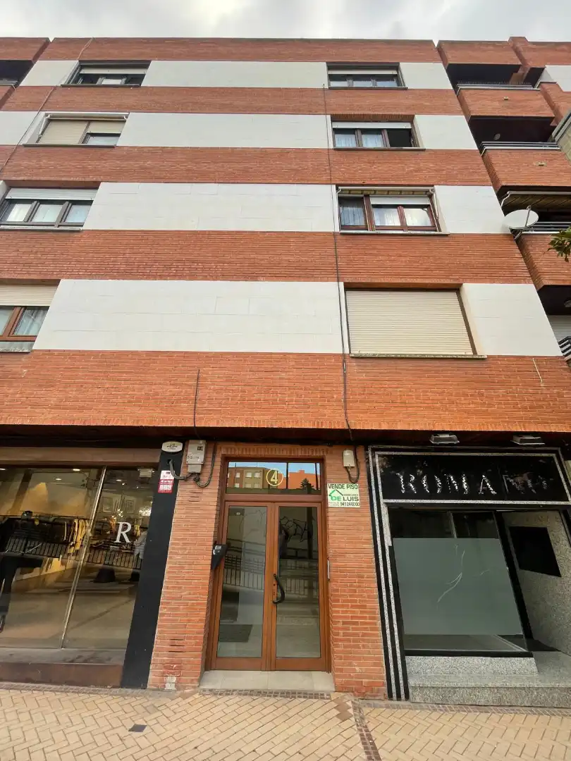 Vista exterior de Piso en venta en Calahorra con Amueblado
