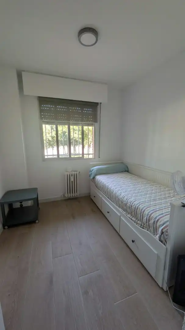 Habitación de Piso de alquiler en Madrid con Calefacción y Amueblado