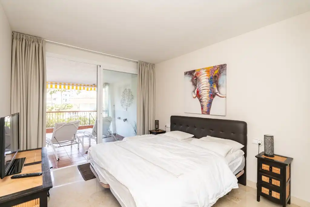 Appartement compact avec piscine à vendre à Riviera del Sol, imagen 3