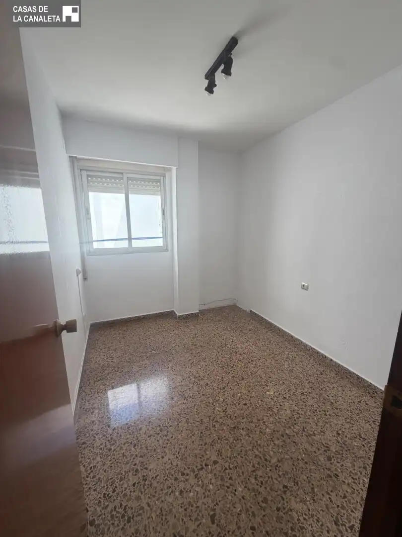 Habitación de Piso en venta en Valencia con Aire acondicionado y Balcón