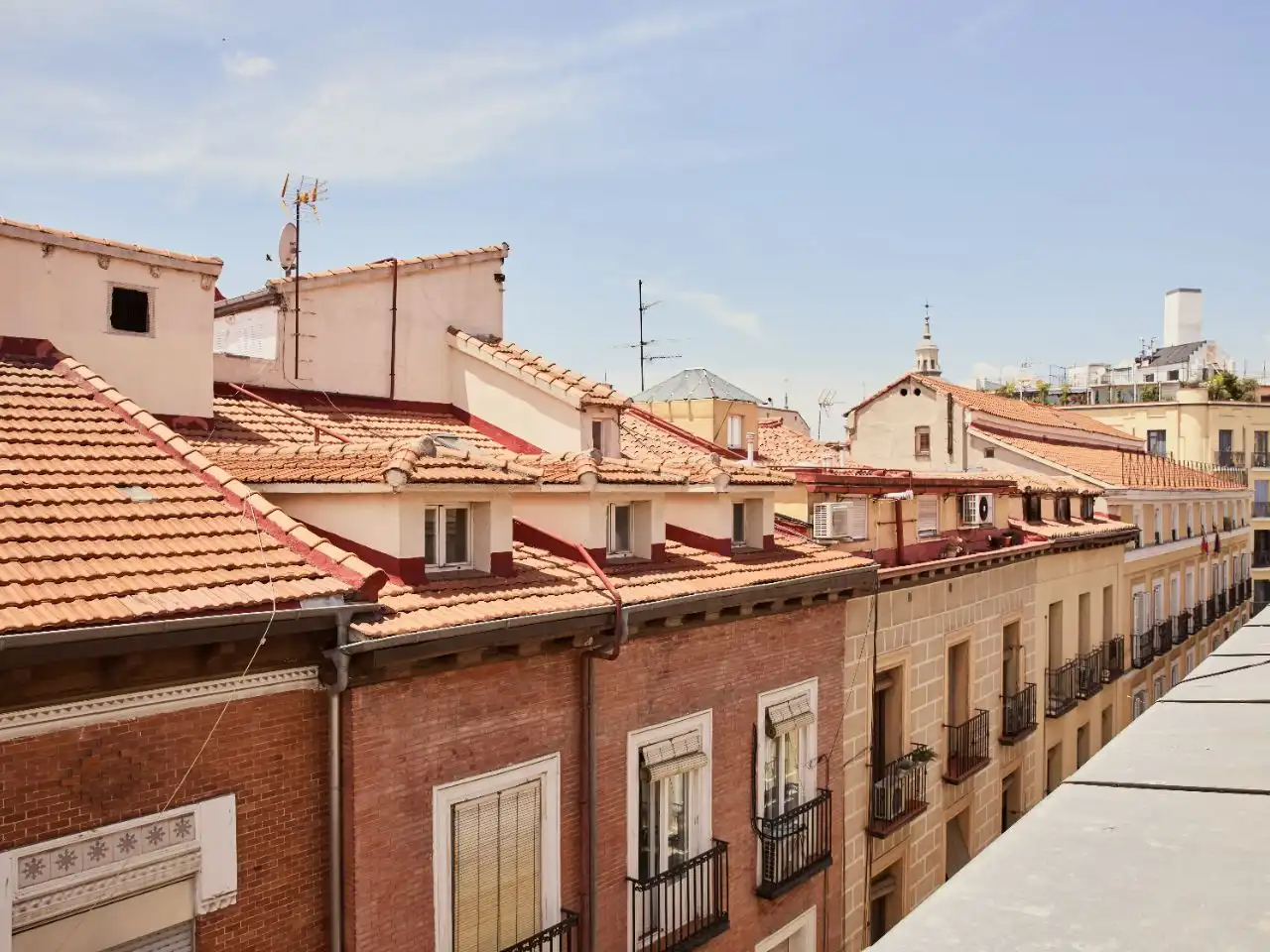 Vista exterior de Pis en venda en  Madrid Capital amb Aire condicionat i Balcó