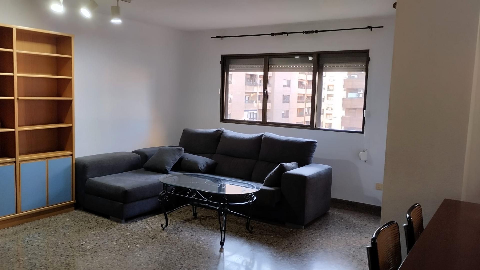 Living room of Flat to rent in  Valencia Capital  with Terrace, Furnished and Balcony