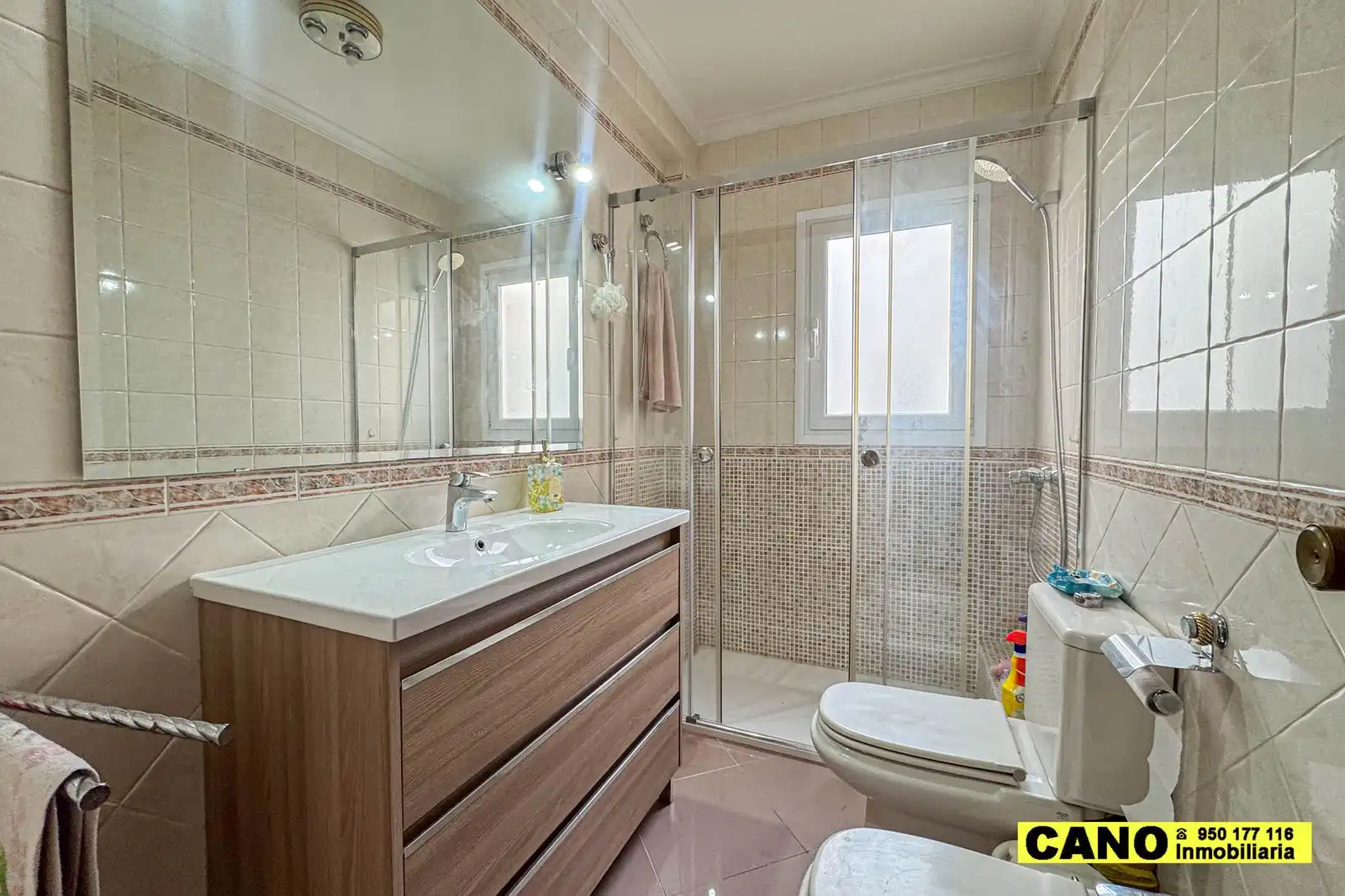 Piso en venta en Genoveses, Esperanza - Quemadero