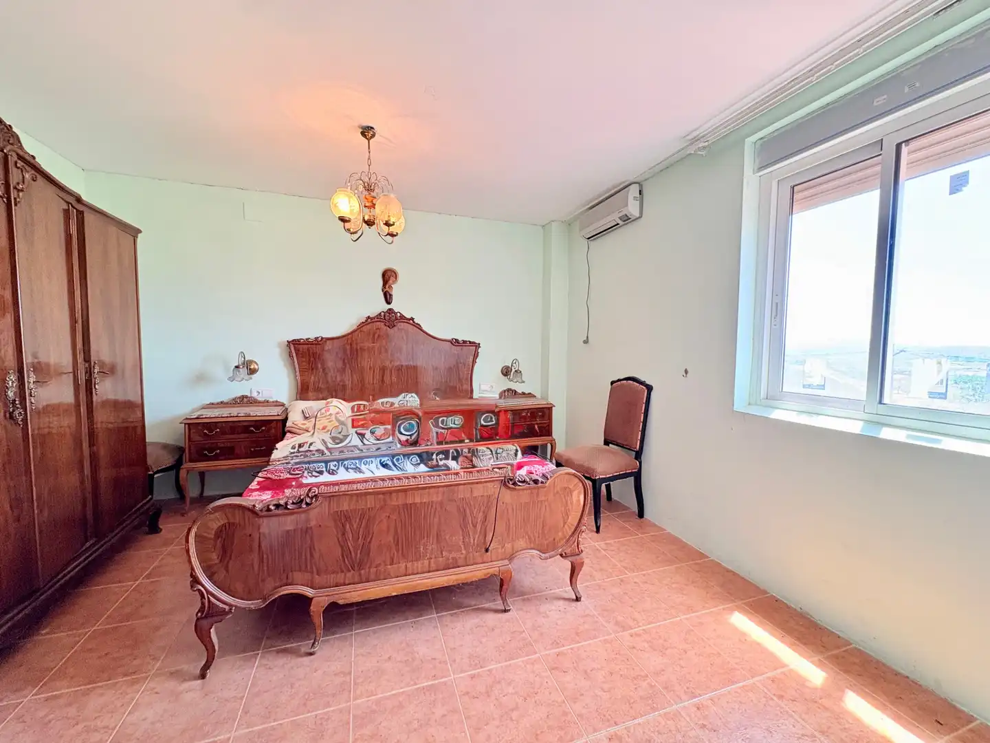 Dormitori de Casa o xalet en venda en Benaguasil amb Jardí privat, Terrassa i Traster