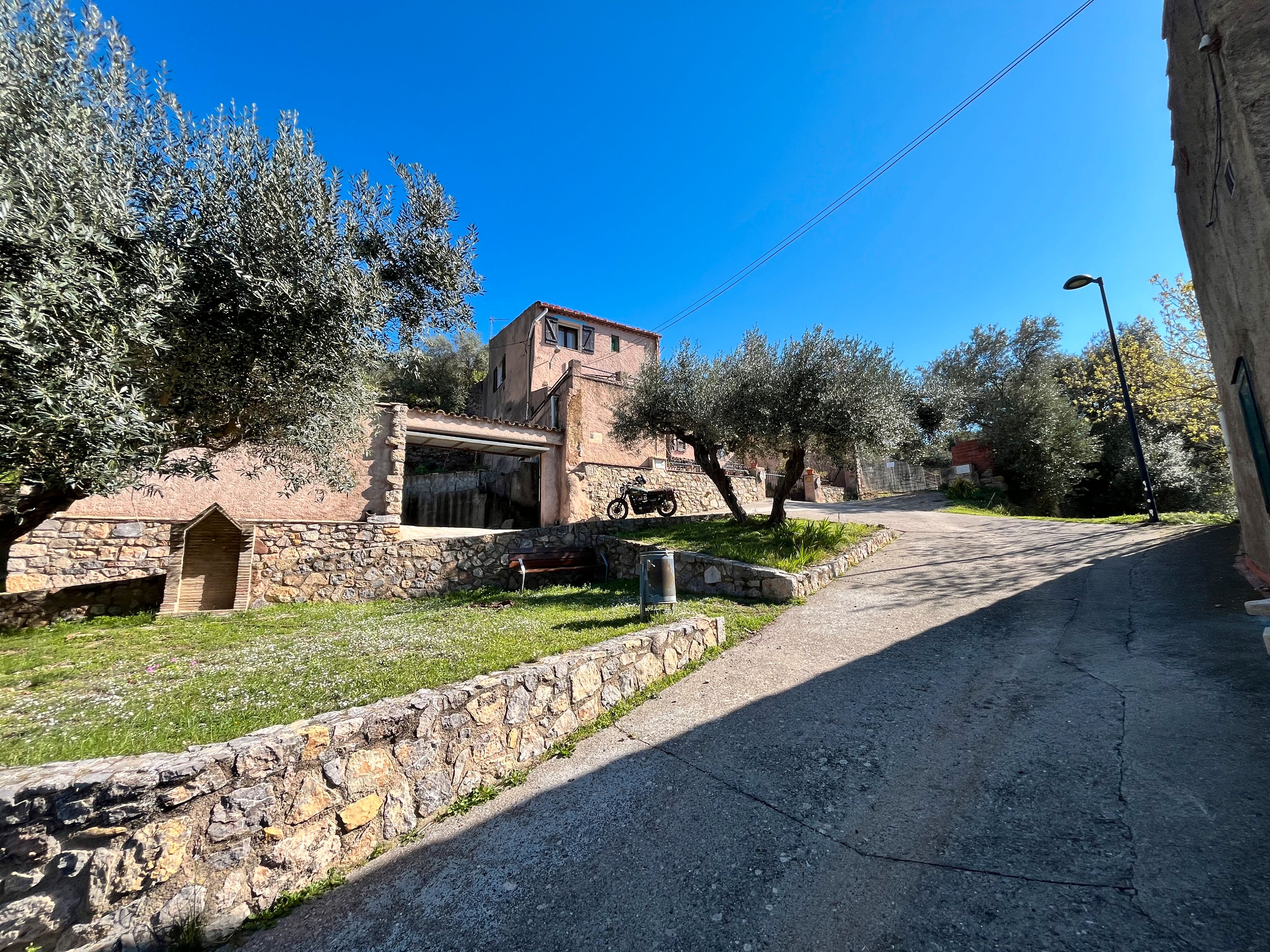 Vista exterior de Finca rústica en venda en Biure