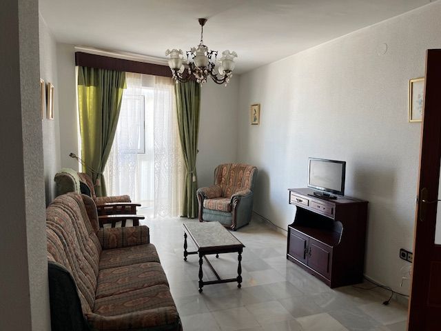 Living room of Flat for sale in Vejer de la Frontera  with Furnished and Balcony