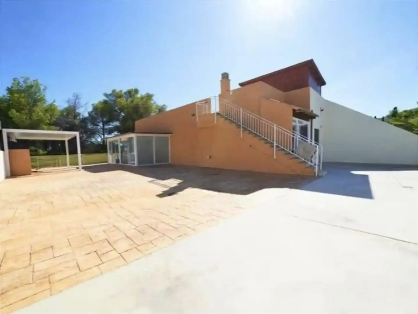 Vista exterior de Casa o xalet en venda en El Campello amb Aire condicionat, Jardí privat i Traster