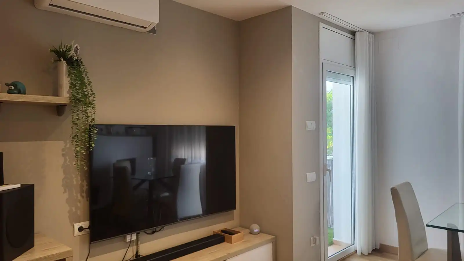 Living room of Flat for sale in Creu de Barberà - Sector Sud
