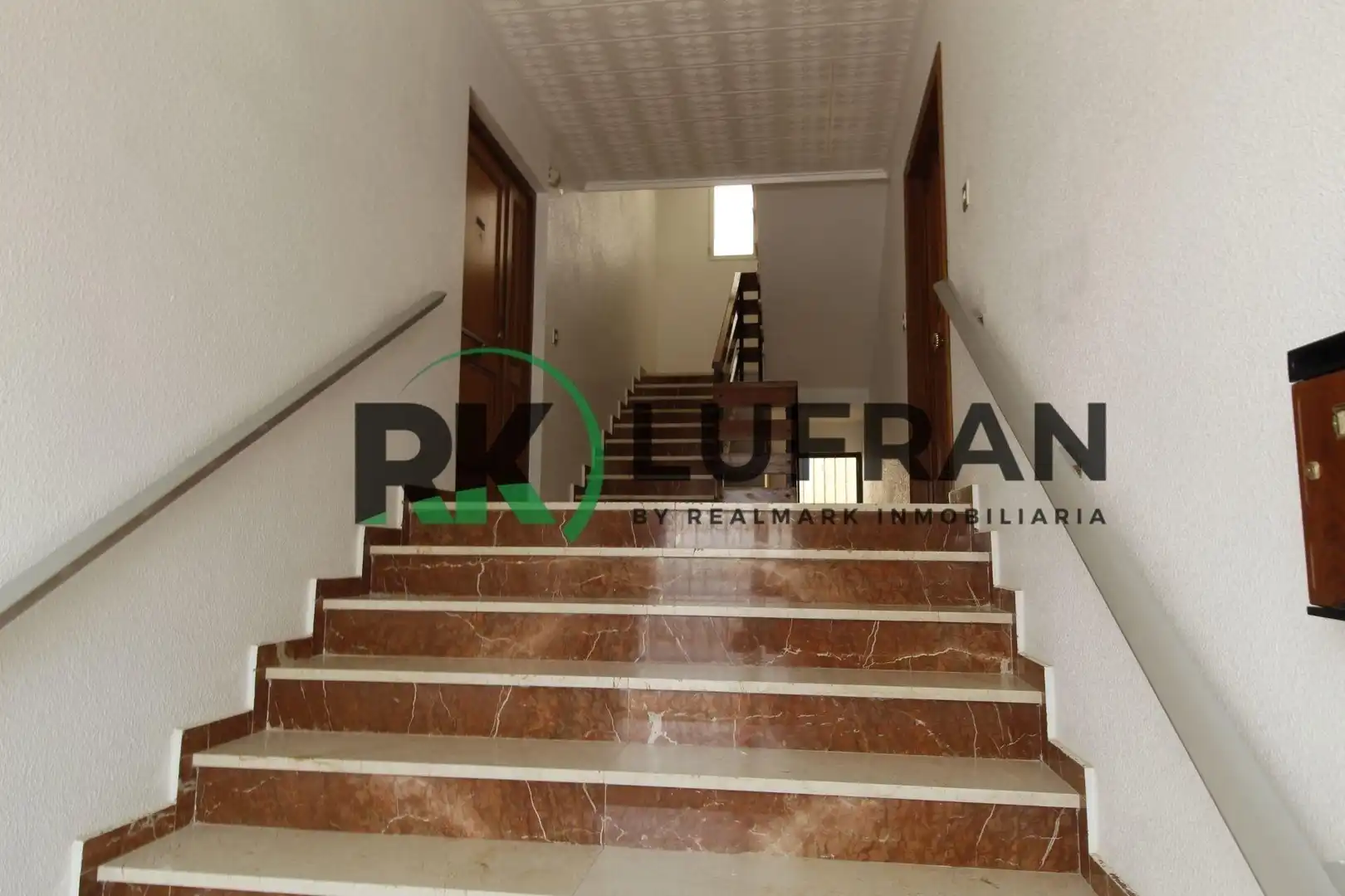 Flat for sale in Calle ARGENTINA, Sax