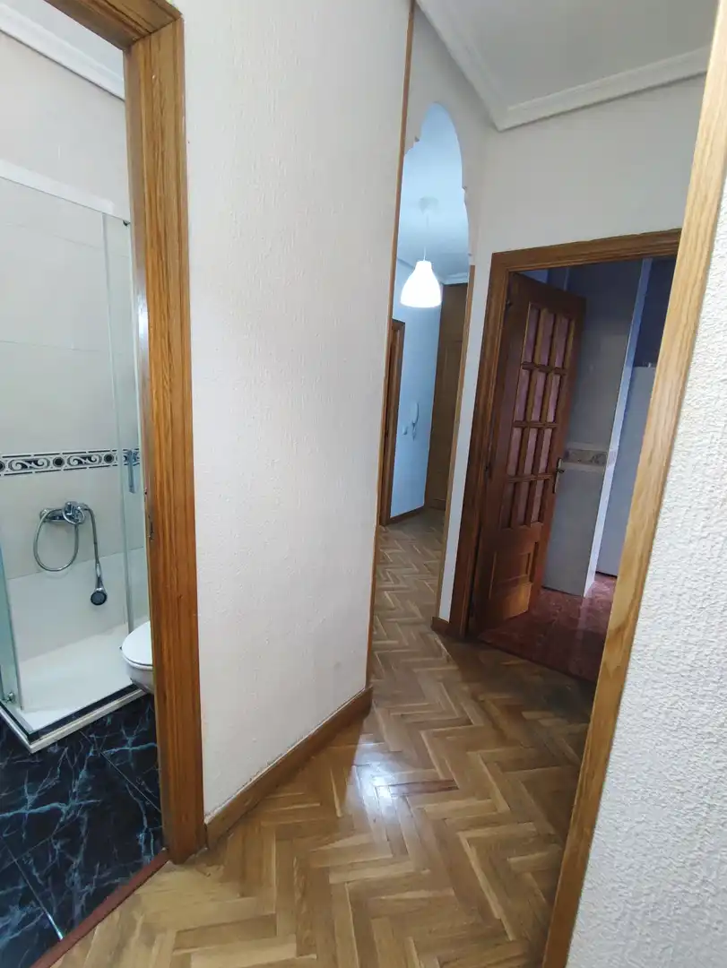 Flat for rent in Calle Romanceros, Centro