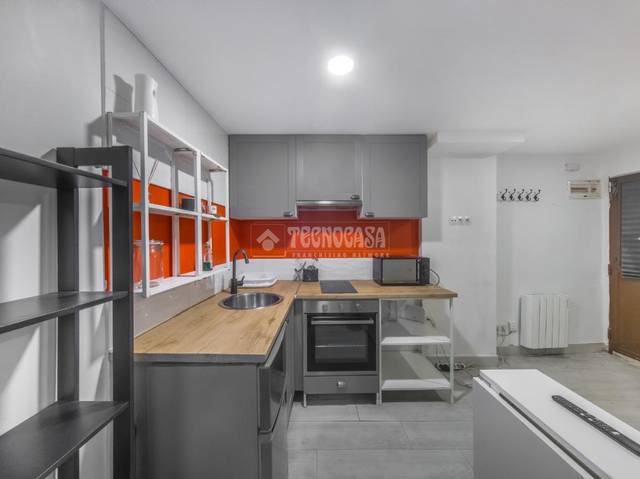 Estudio en Venta en Embajadores - Lavapiés