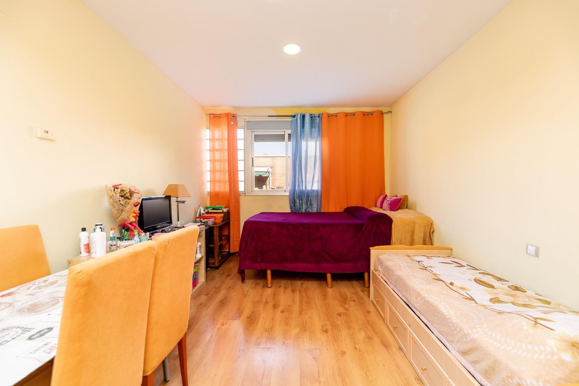 Bedroom of Study for sale in  Madrid Capital  with Air Conditioner, Heating and Storage room