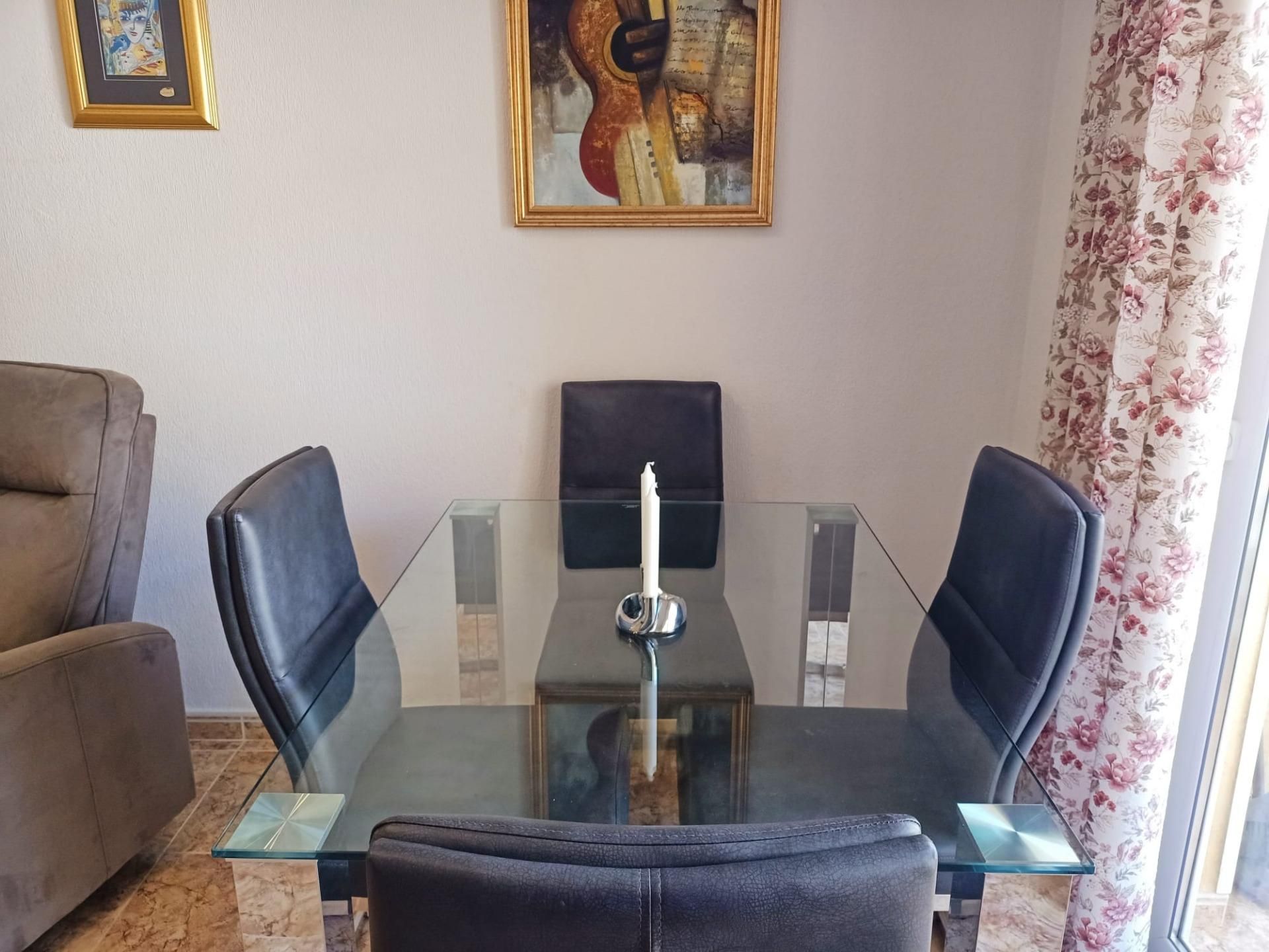 Dining room of Flat for sale in Guardamar del Segura  with Air Conditioner, Terrace and Balcony