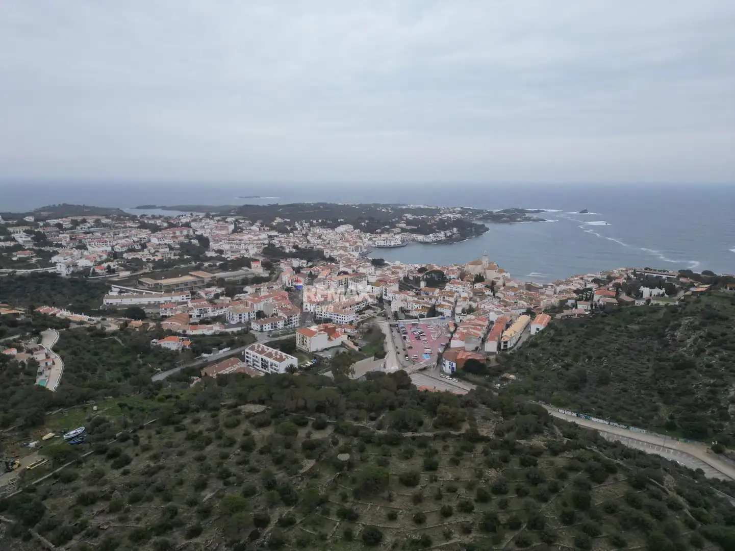Außenansicht von Fabrikhallen zum Verkauf in Cadaqués mit Heizung