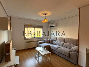 Appartement avec ascenseur à louer à Ronda de los Andes