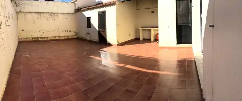 Casa adosada de lloguer a Benacazón