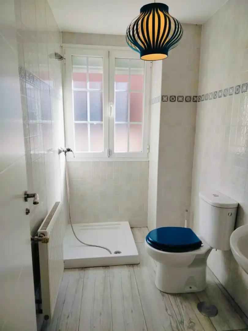 Baño de Casa adosada en venta en Moraleja de Enmedio con Aire acondicionado, Calefacción y Jardín privado