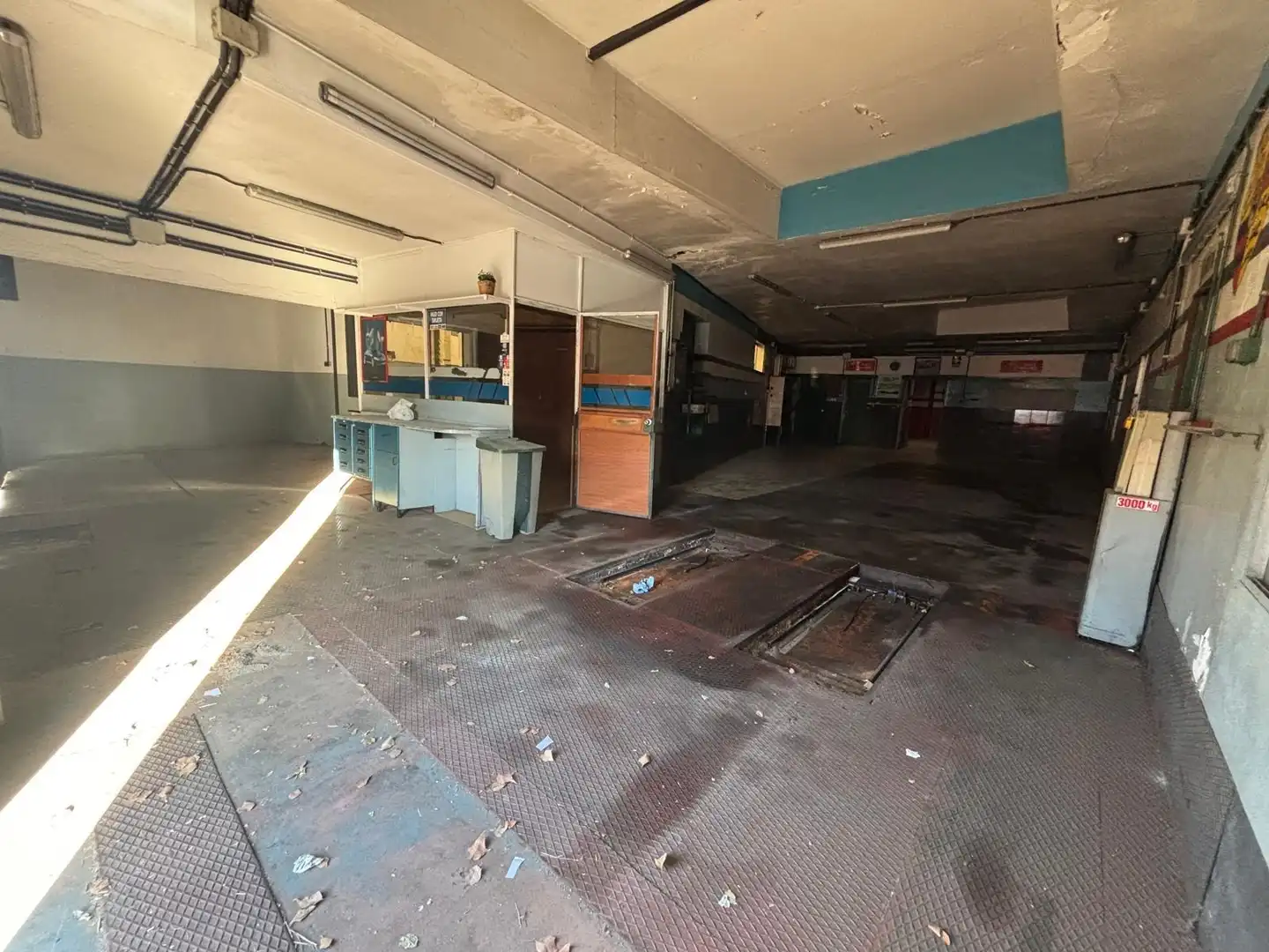 Industrial building for sale in Bollullos de la Mitación, imagen 4