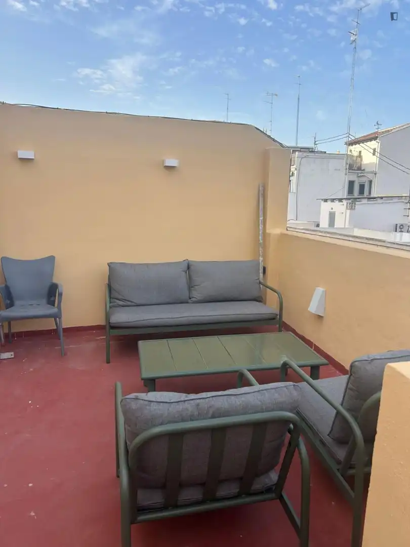 Terrassa de Apartament de lloguer en Valencia amb Aire condicionat, Moblat i Forn