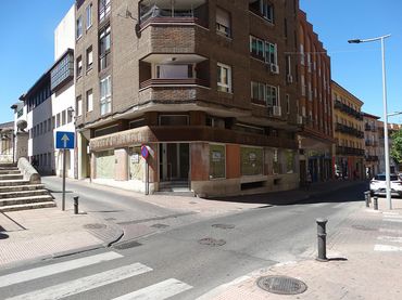 Locale commerciale in vendita a Centro