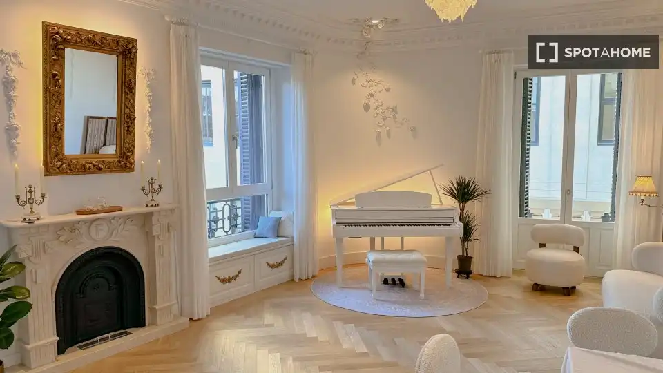Wohnung mit Terrasse zur Miete in Centro