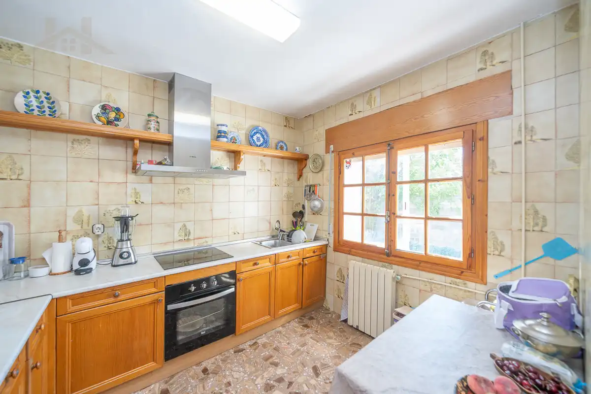 Kitchen of Houses for sale in Santa María de la Alameda  with Heating, Private garden and Terrace