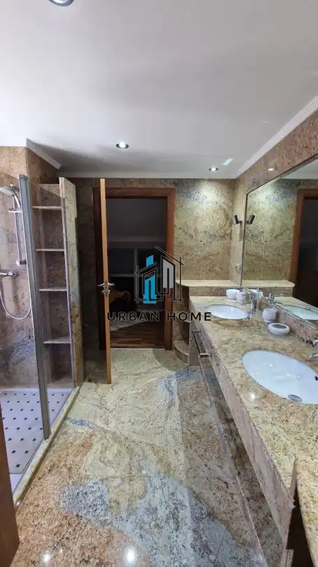 Bathroom of Houses for sale in León Capital   with Heating, Private garden and Terrace