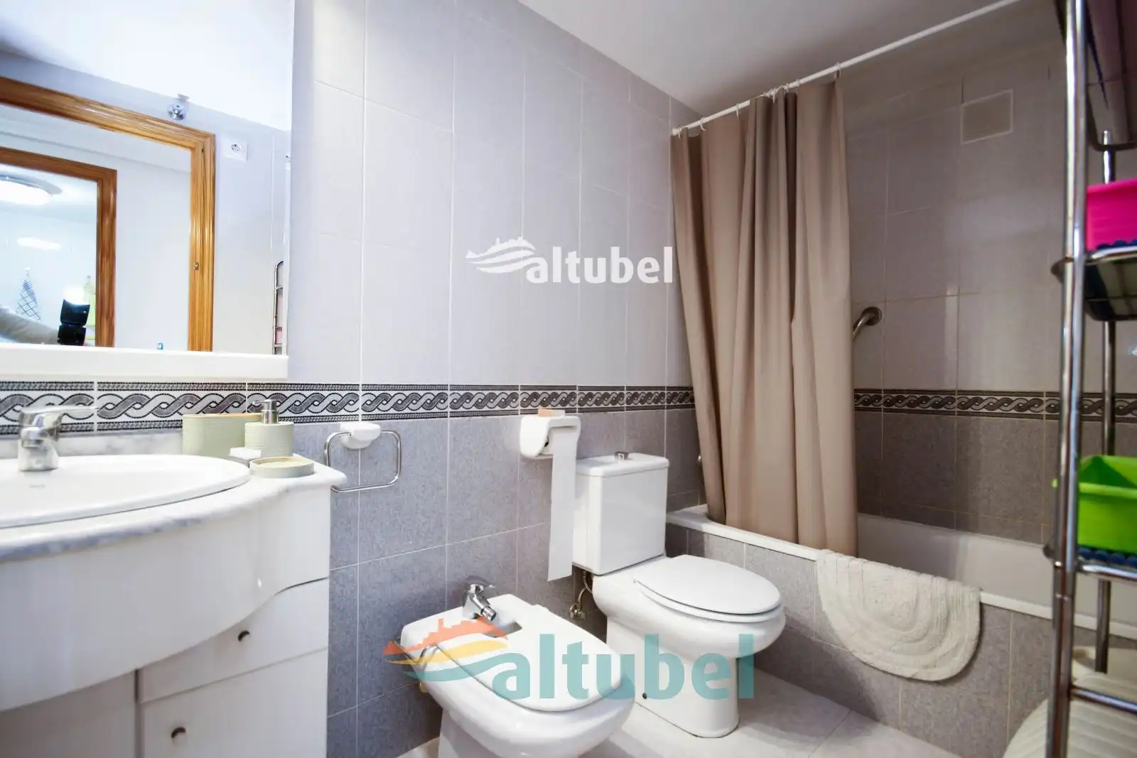 Baño de Apartamento en venta en Peñíscola / Peníscola con Terraza, Piscina y Amueblado