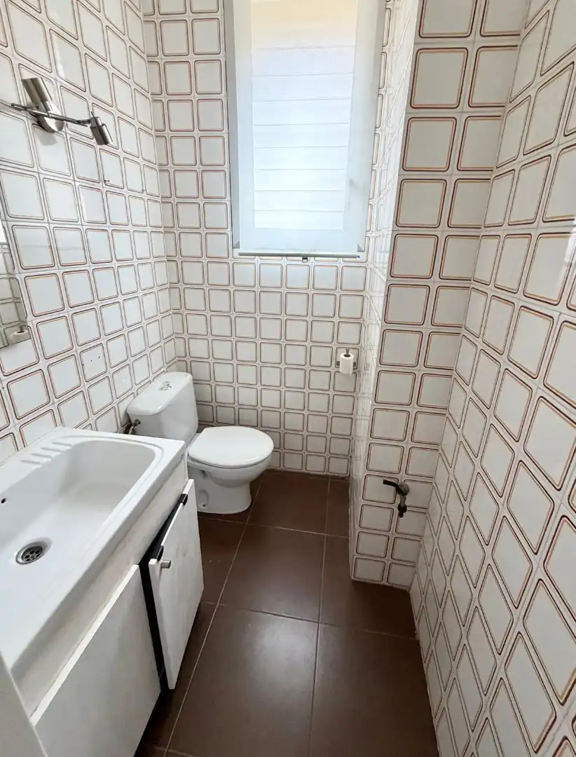 Bany de Local de lloguer en Barcelona