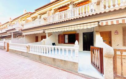 Vista exterior de Casa o xalet en venda en Pilar de la Horadada amb Aire condicionat